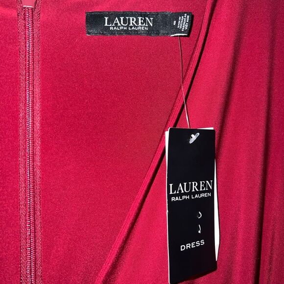 Elegant Ralph Lauren Burgundy Wrap Dress with chain - Picture 4 of 4